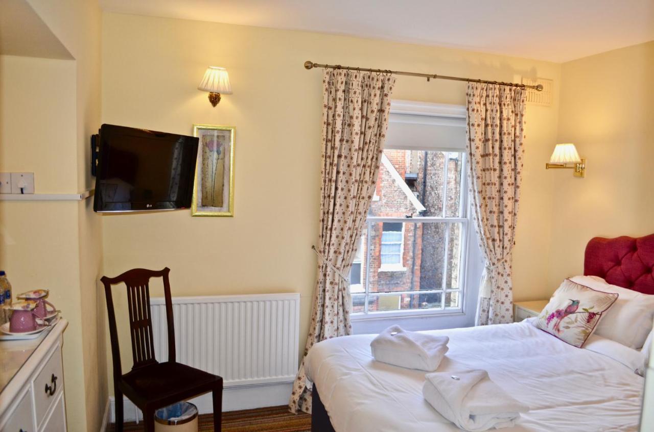 23 St Mary'S Bed & Breakfast York Dış mekan fotoğraf