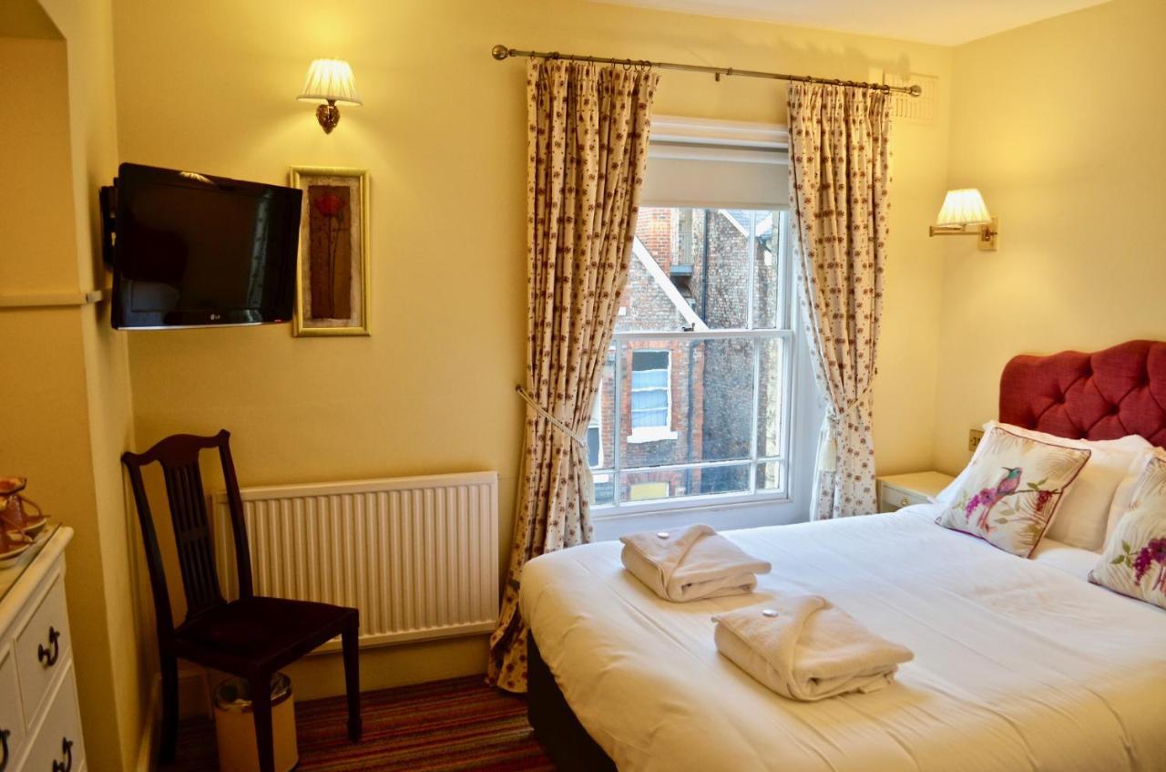 23 St Mary'S Bed & Breakfast York Dış mekan fotoğraf